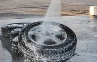 tire-2875251_640